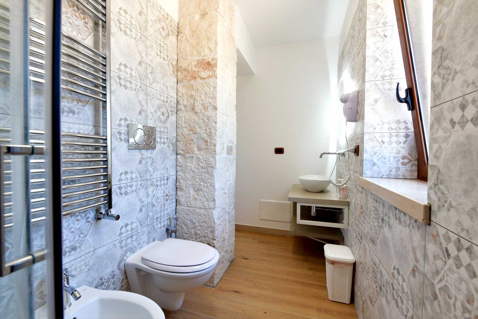 bagno camera matrimoniale standard